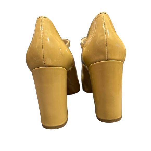 Via Spiga Women’s Pumps Heels Size 7 1/2M Yellow Genuine Leather Mary Jane